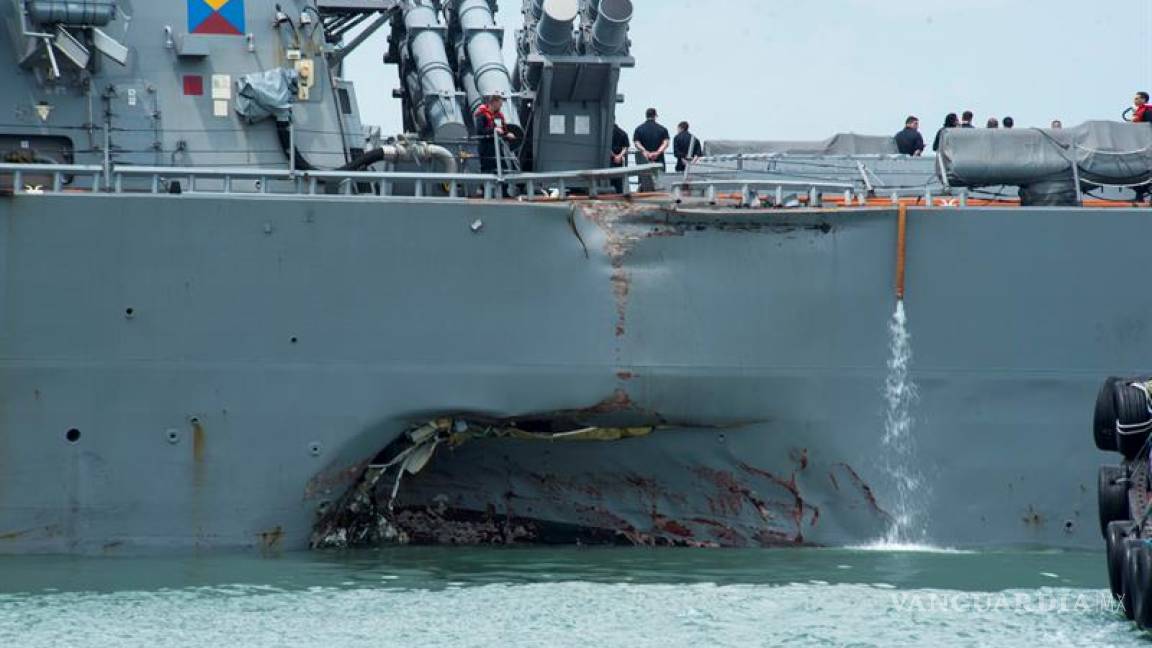 Colisión del USS McCain en aguas de Singapur deja 5 Heridos y 10 desaparecidos