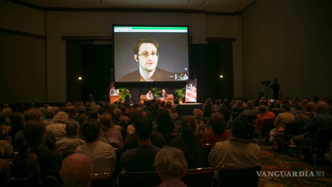 Snowden desmiente su muerte con una cita de Mark Twain