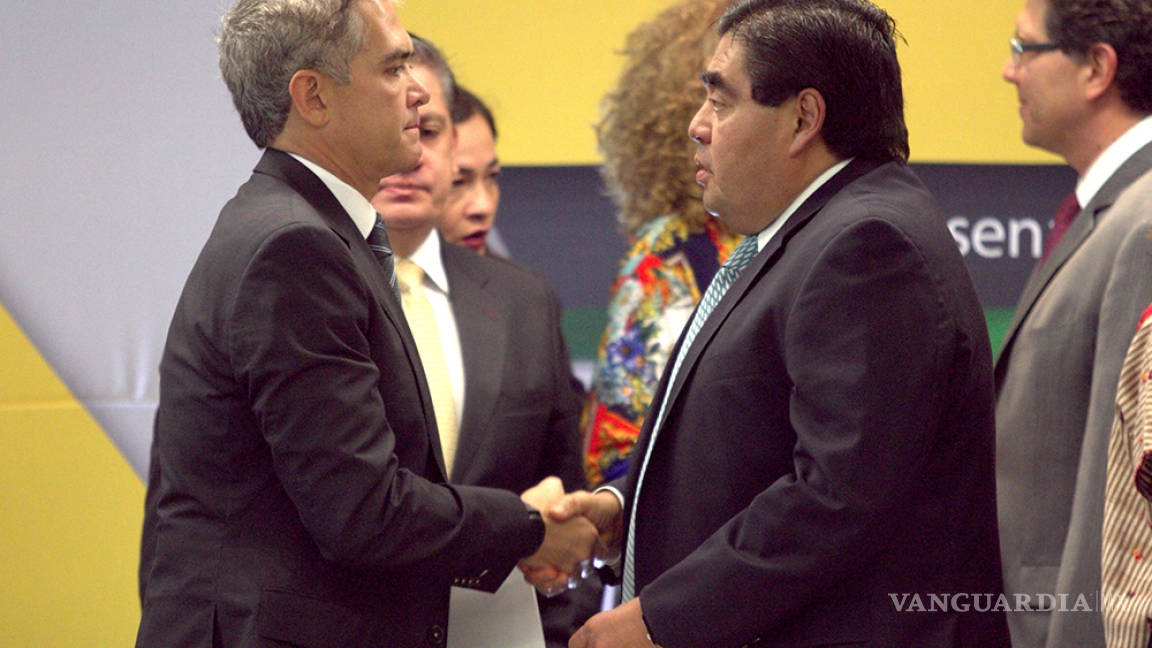 Barbosa acusa a Mancera de estar detrás de su destitución como representante del PRD en el Senado