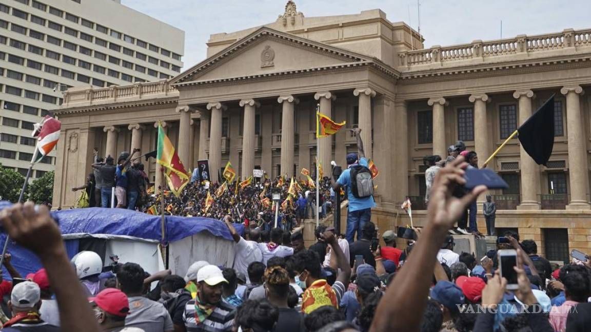 Sri Lanka: tras protestas y toma de su residencia, Presidente y Primer Ministro renuncian