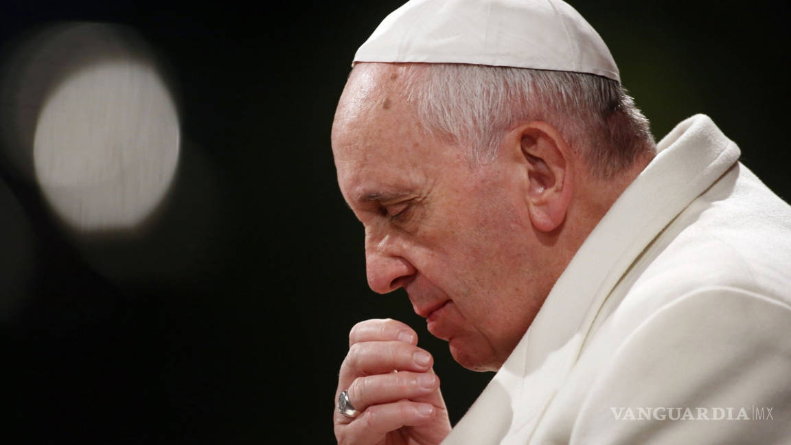 La familia es y será siempre la “carta magna” de la Iglesia: Papa Francisco