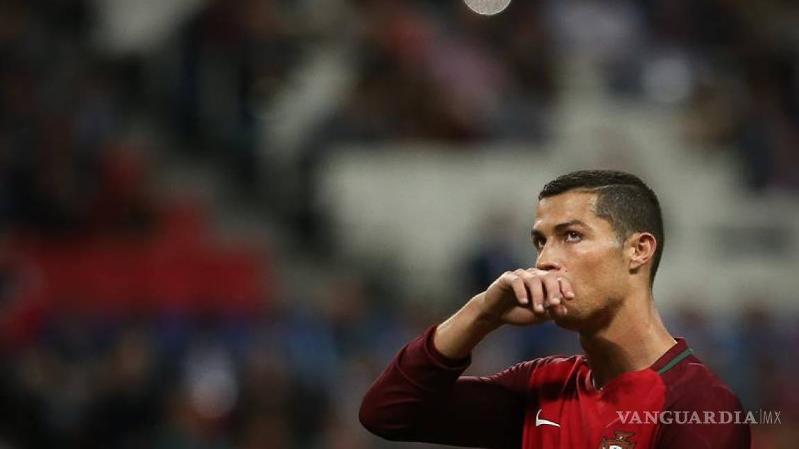 Cristiano Ronaldo se estrella contra el muro que hizo llorar a Messi