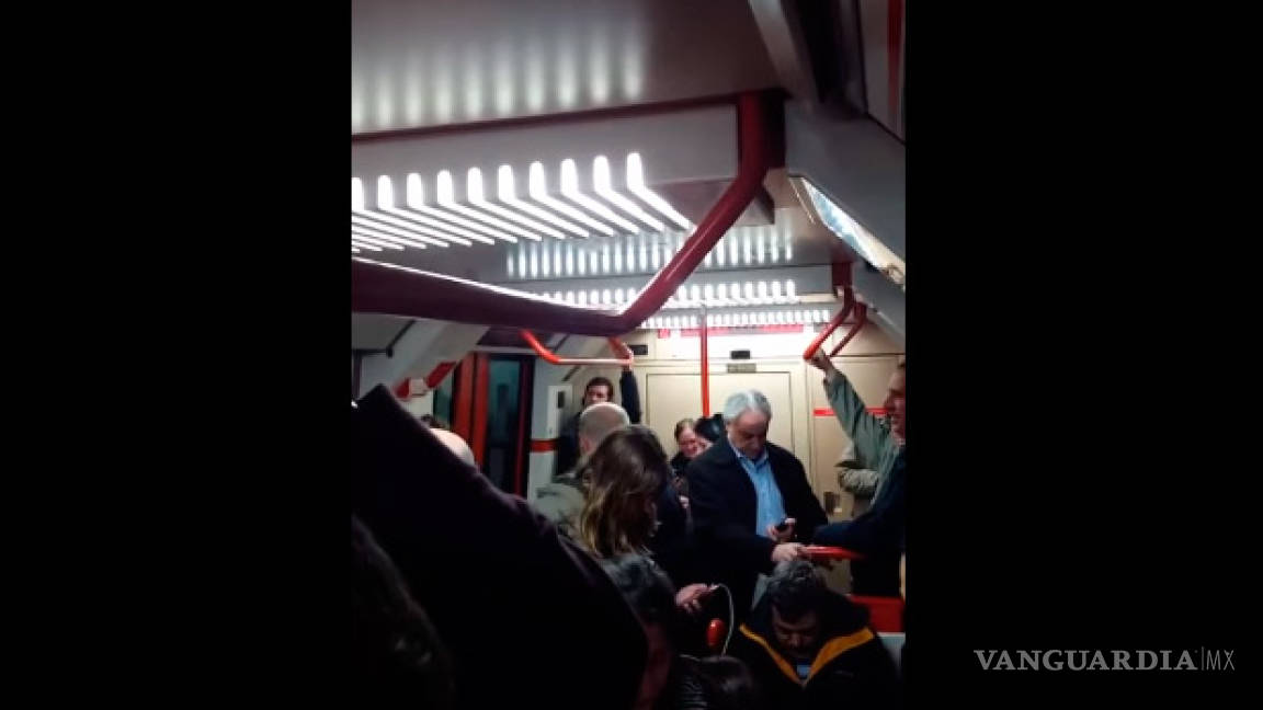 Tremendo chisme en el subterráneo, pasajeros se enteran que la conductora era infiel (video)