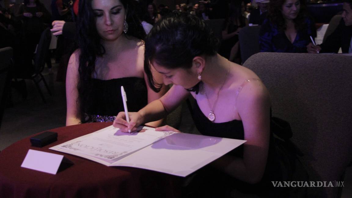 Jóvenes firman pacto de castidad en Saltillo