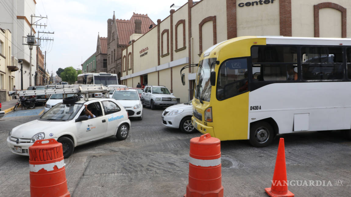 Pavimentación de calles de Saltillo 'eloquece' el tráfico vial
