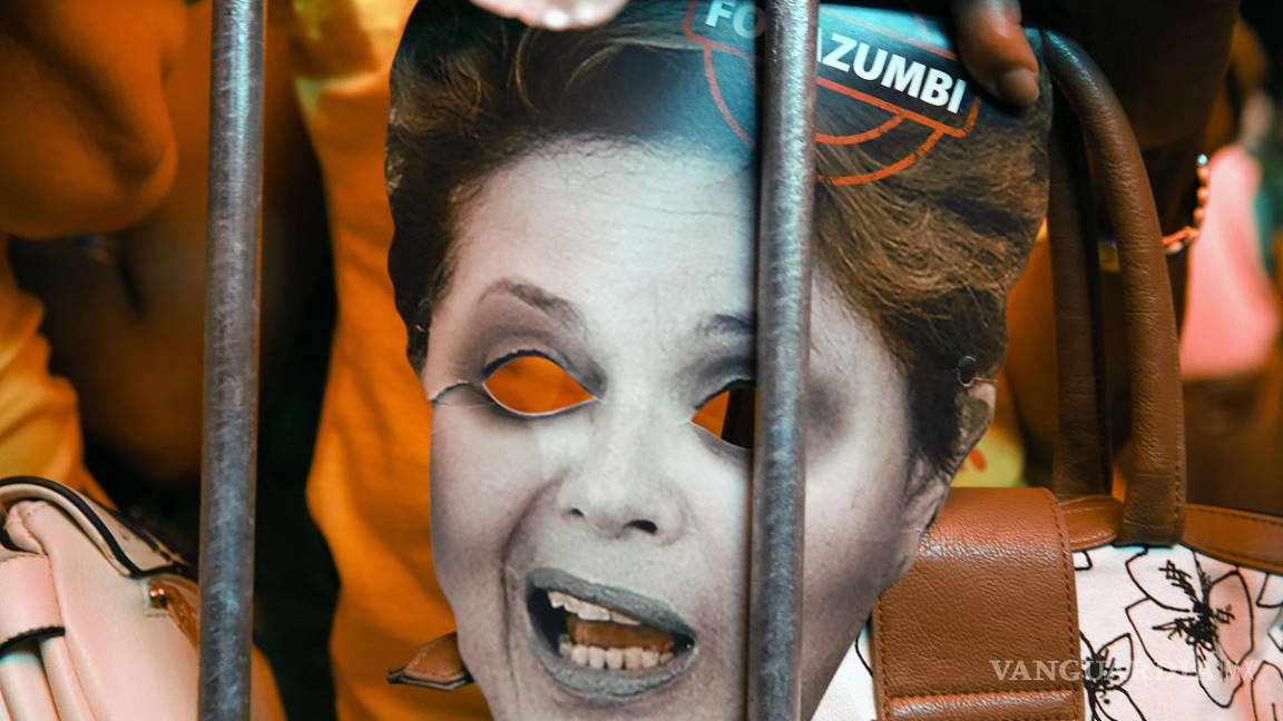 Cuatro partidos financiaron a grupo que apoyó impeachment contra Rousseff