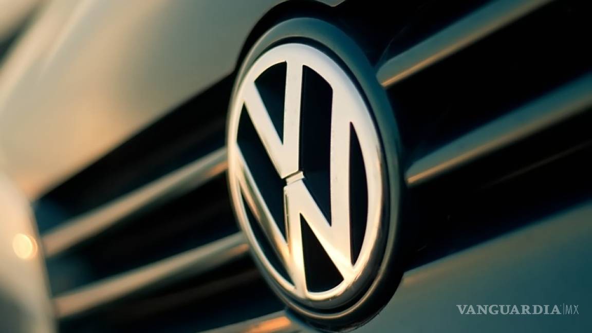 Ordenan retirar 8.5 millones de autos Volkswagen con motor trucado