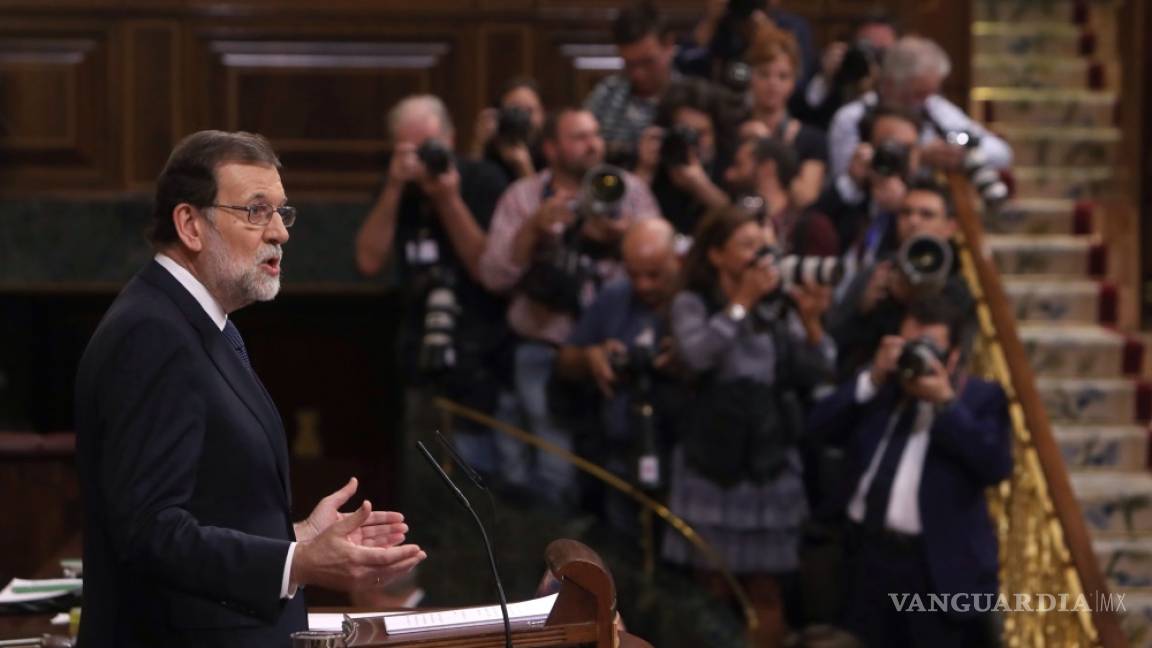 Rajoy da un ultimátum a Cataluña