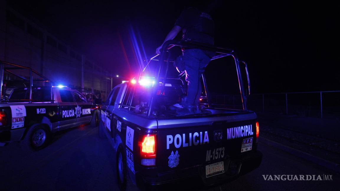 Riña campal causa movilización policiaca en Saltillo