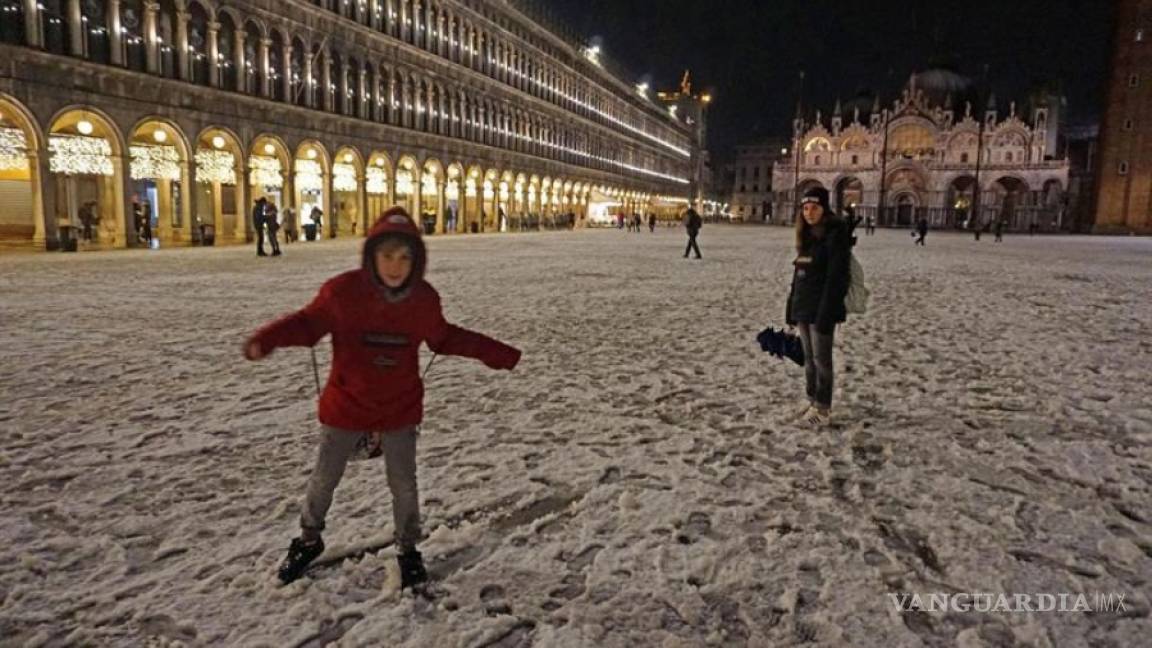 Inesperada nevada ofrece imágenes extraordinarias de Venecia