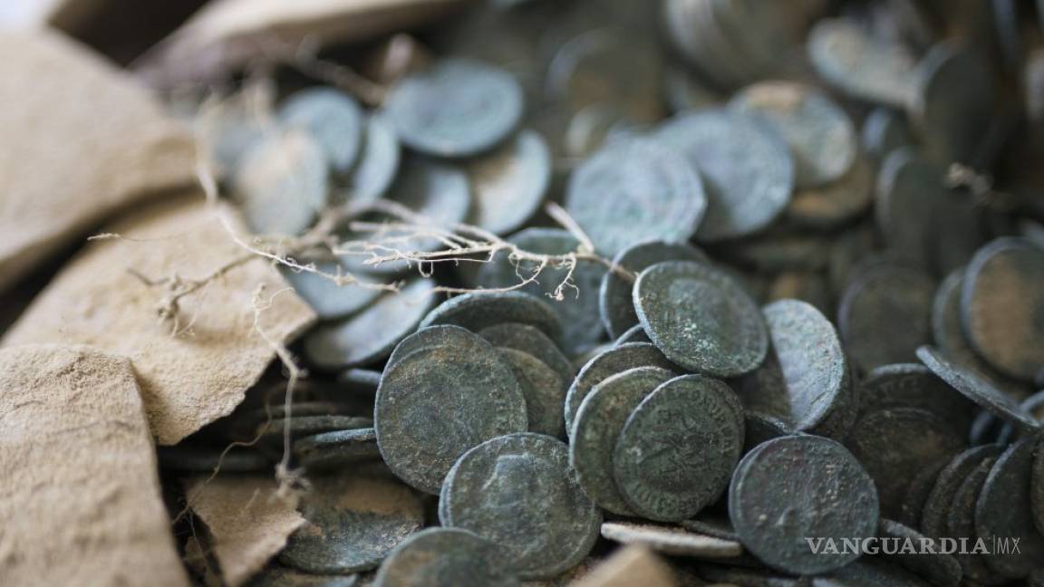 Encuentran 600 kilos de monedas romanas en Tomares, España