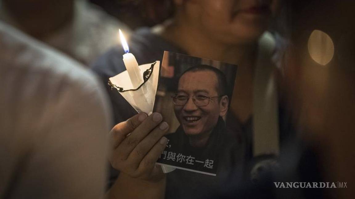 Suspenden el tratamiento contra el cáncer para el nobel chino Liu Xiaobo
