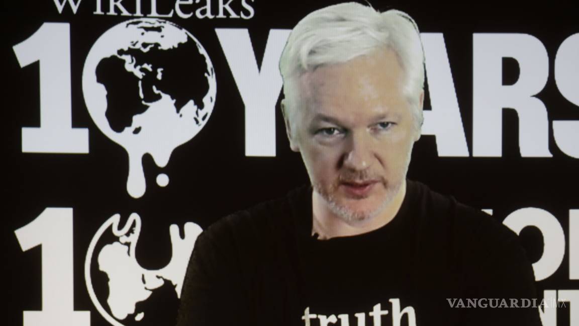 &quot;Cortan&quot; acceso a internet al fundador de WikiLeaks