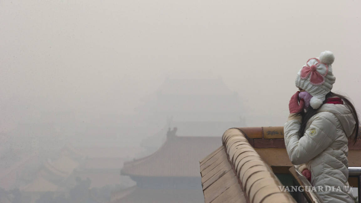 Cincuenta ciudades chinas emiten alerta por fuerte contaminación