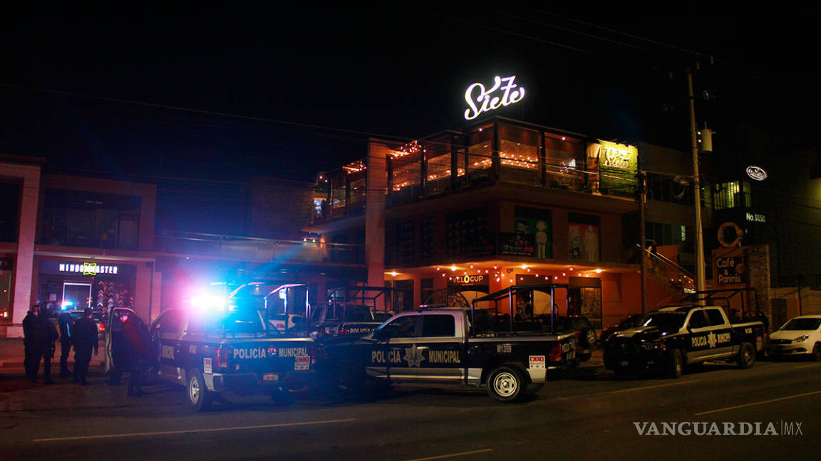 Riña en bar 'La siete' deja clausura y detenidos en Saltillo