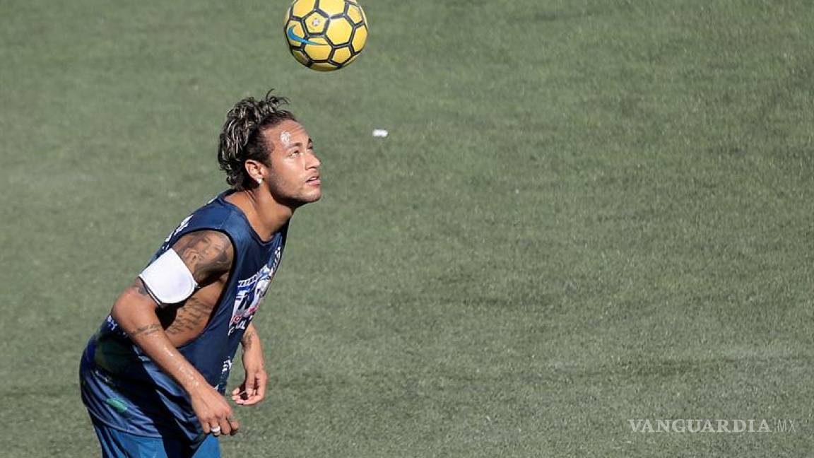 Rechaza la FIFA el reclamo del Santos por el pase de Neymar a Barcelona