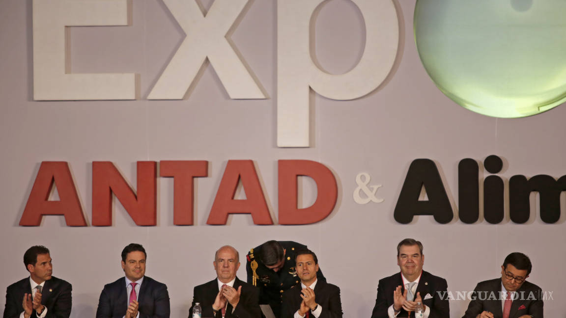 Empresarios exigen a EPN concluir el proyecto de la Cédula Nacional de Identidad cancelado en 2015