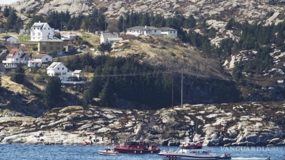 Mueren 13 personas al desplomarse un helicóptero en costas de Noruega