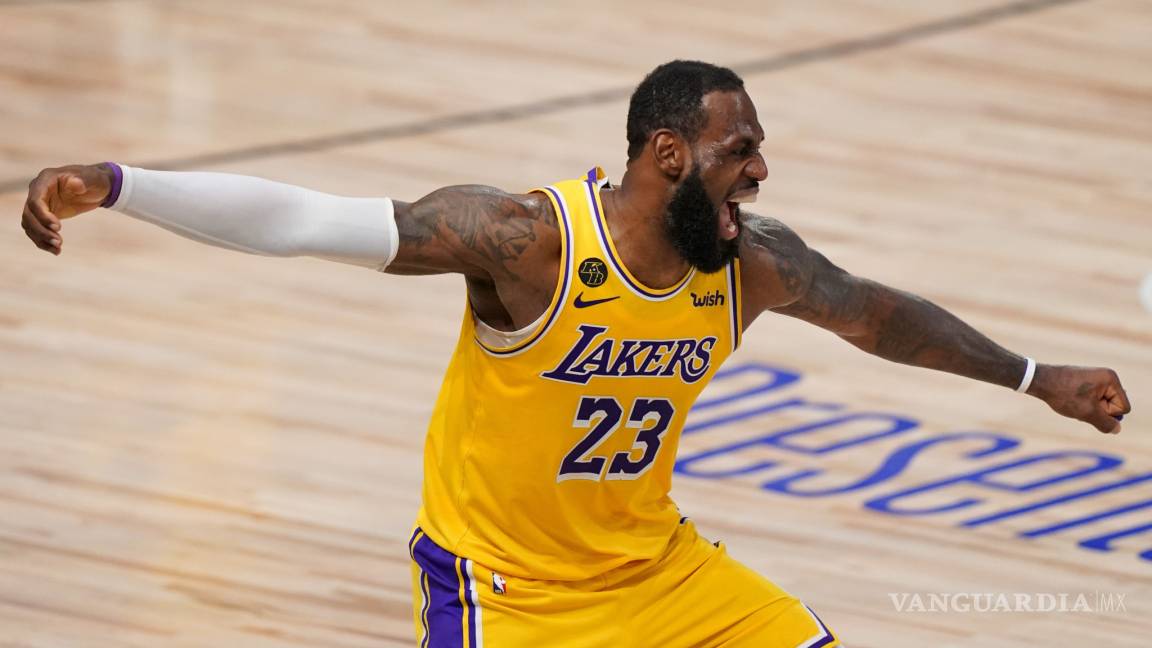 Lakers suma su tercer victoria en la serie final de la NBA y pone al Heat contra las cuerdas