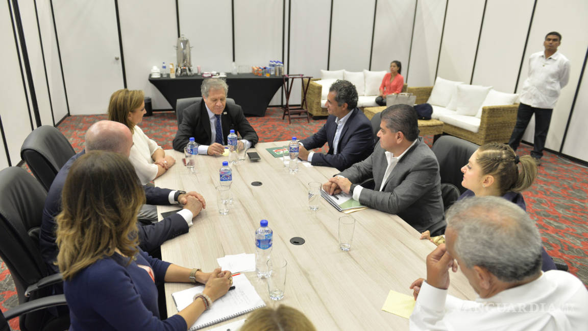 Enrique Ochoa y Miguel Riquelme se reúnen con secretario de la OEA