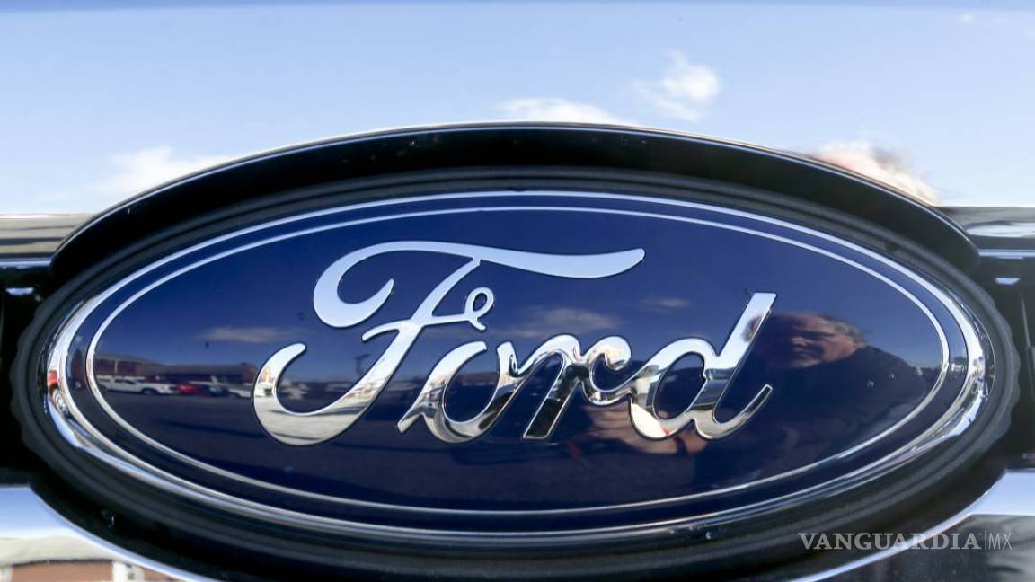 Llama Ford a revisión casi 2 millones de vehículos con airbag de Takata