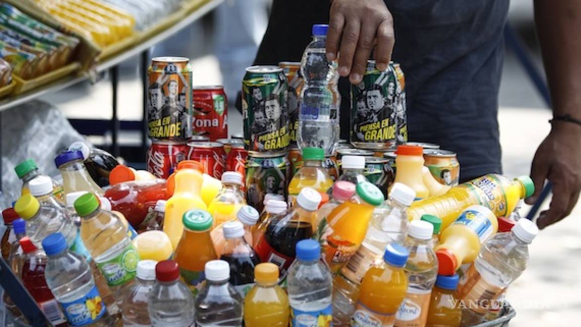 Bebidas azucaradas causan 184 mil muertes por año