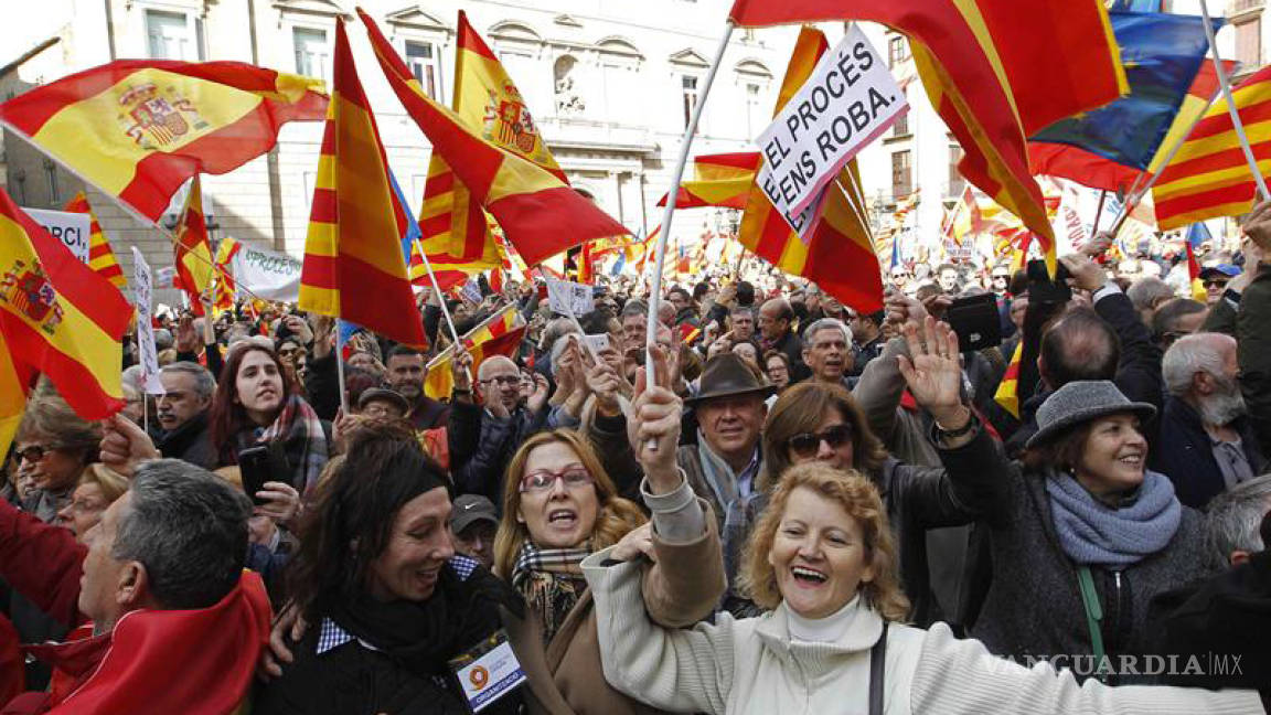Protestan en Barcelona contra la independencia de Cataluña