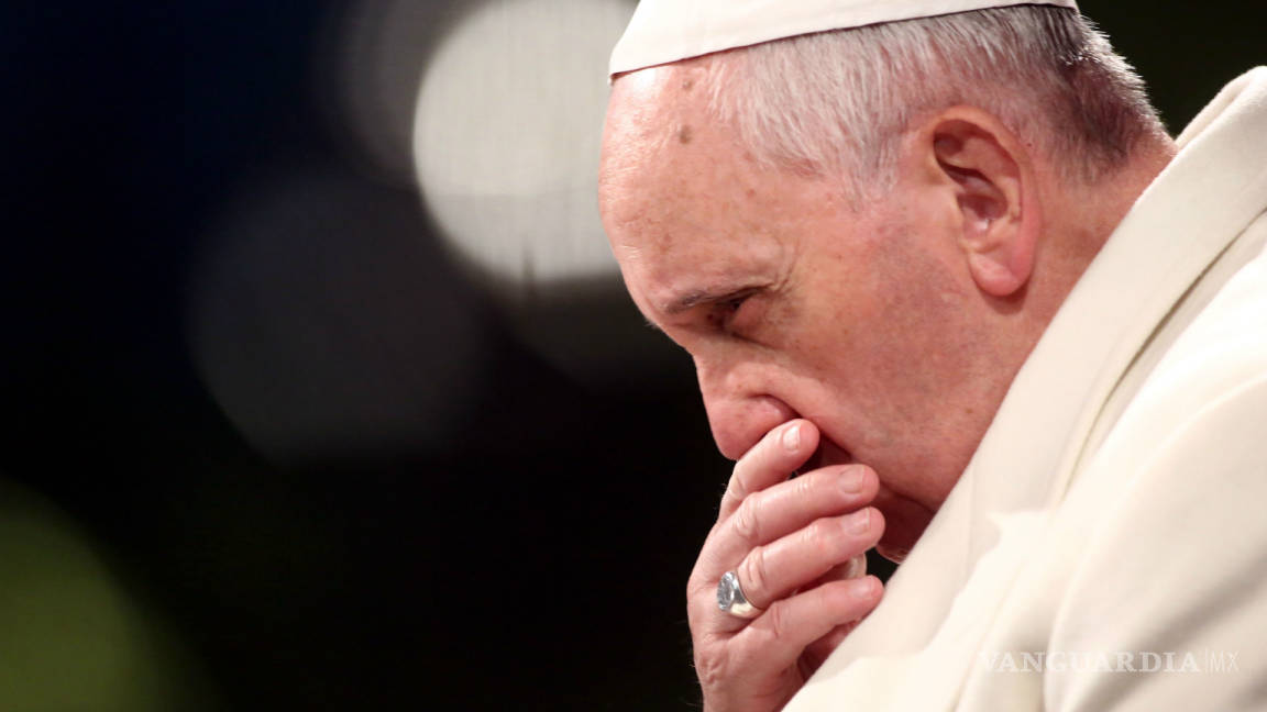 El Papa indulta en secreto a curas pederastas