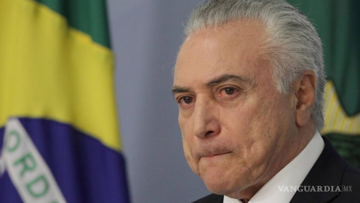 Congreso de Brasil salva a Michel Temer de ir juicio por corrupción
