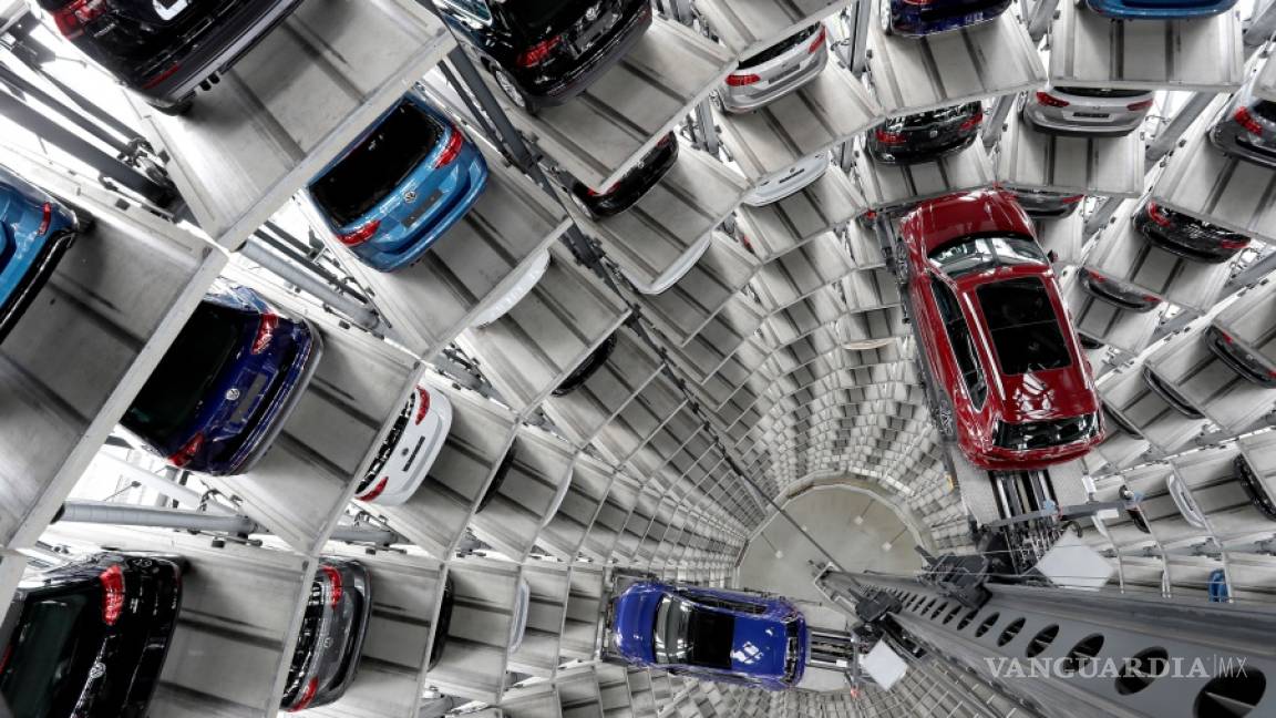 Volkswagen llevará a cabo ajustes en cuatro millones de vehículos