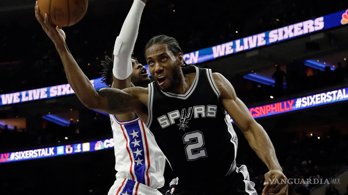 Los Spurs alcanzan las 40 victorias ante Filadelfia e imponen récord de visitante
