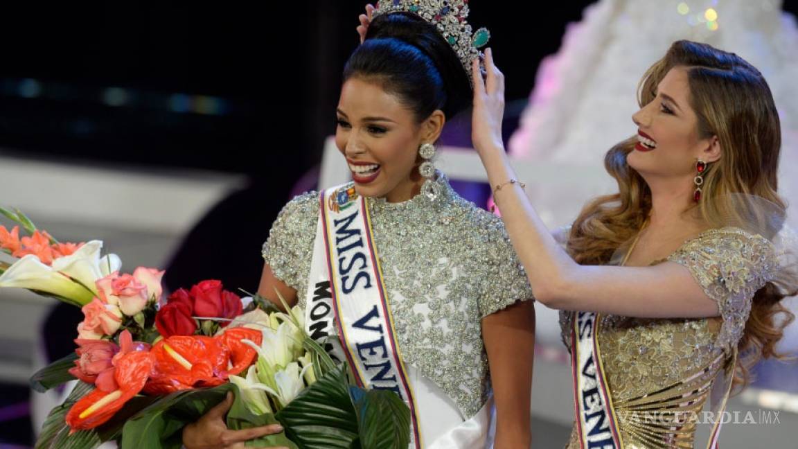 Miss Venezuela 2016 se suma a las protestas contra Nicolás Maduro