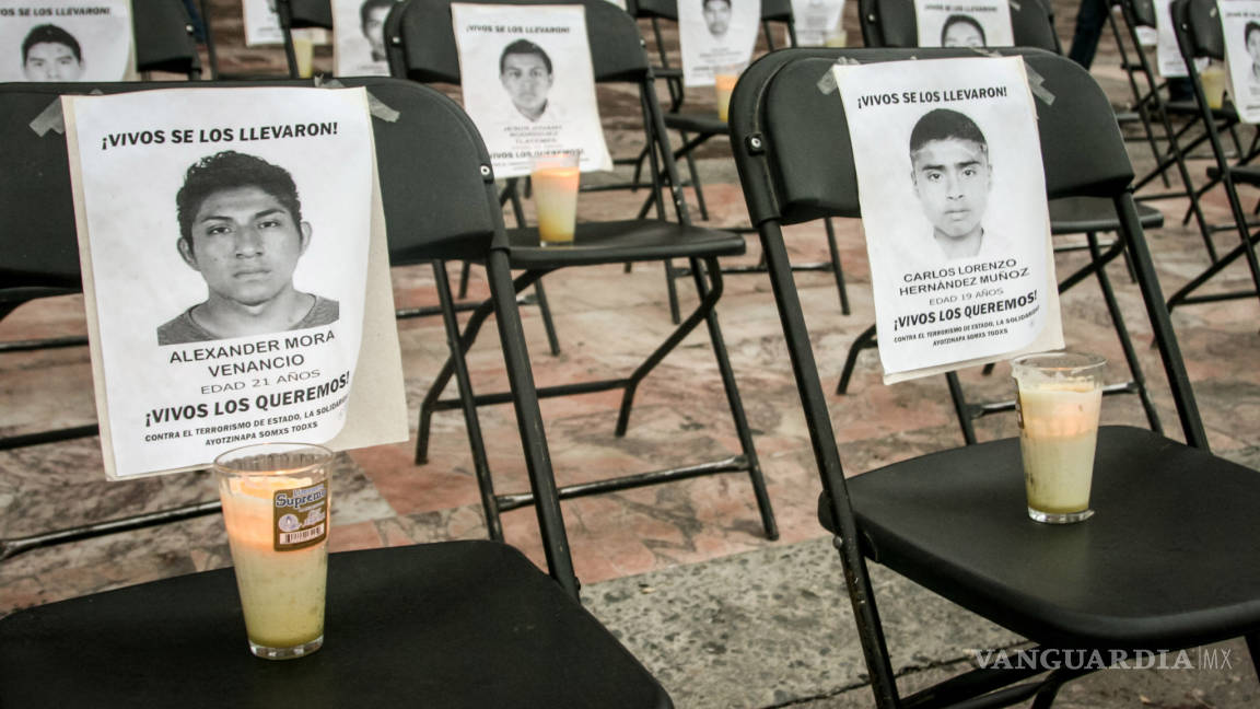 Saltillo marcha una vez más para recordar la desaparición de los 43 estudiantes