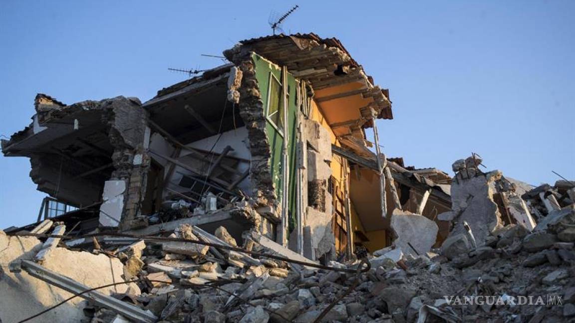 Cuando se cumple un año del sismo, Amatrice sigue destruida