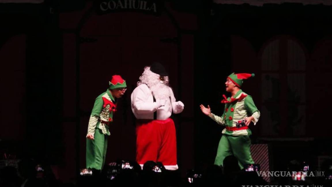 Baile, música y Santa Claus: Aún puedes disfrutar de Villamagia en la Plaza de Armas de Saltillo
