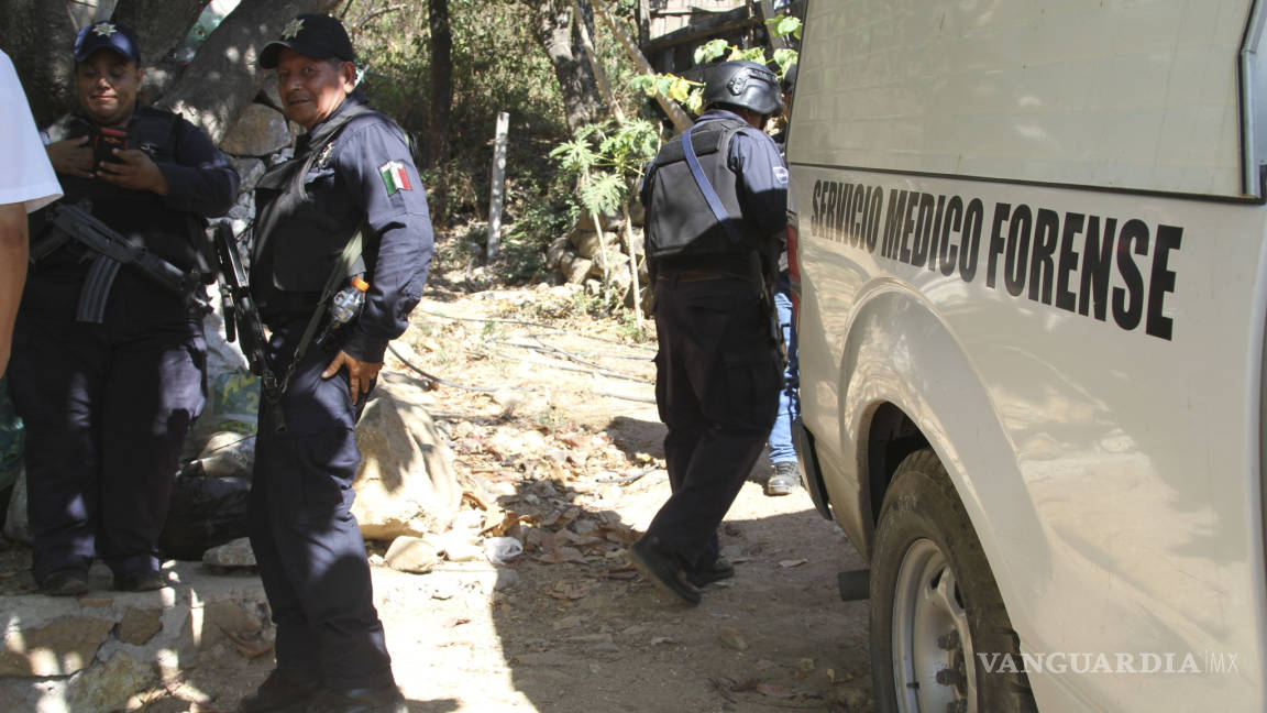 Michoacán: hallan huesos en una fosa
