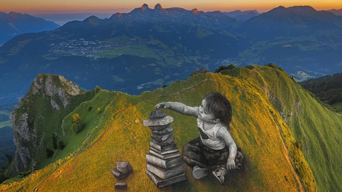 Una fotografía tomada con un dron muestra una pintura gigante de landart biodegradable titulada ‘Vers l’equilibre’ del artista franco-suizo Saype. $!Una fotografía tomada con un dron muestra una pintura gigante de landart biodegradable titulada ‘Vers l’equilibre’ del artista franco-suizo Saype.