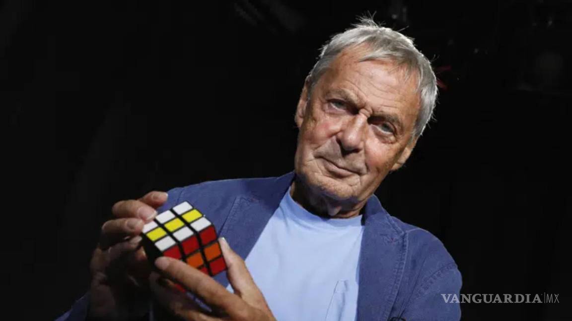 Ernó Rubik narra sus memorias en ‘La increíble historia del cubo que cambió nuestra forma de aprender y jugar’