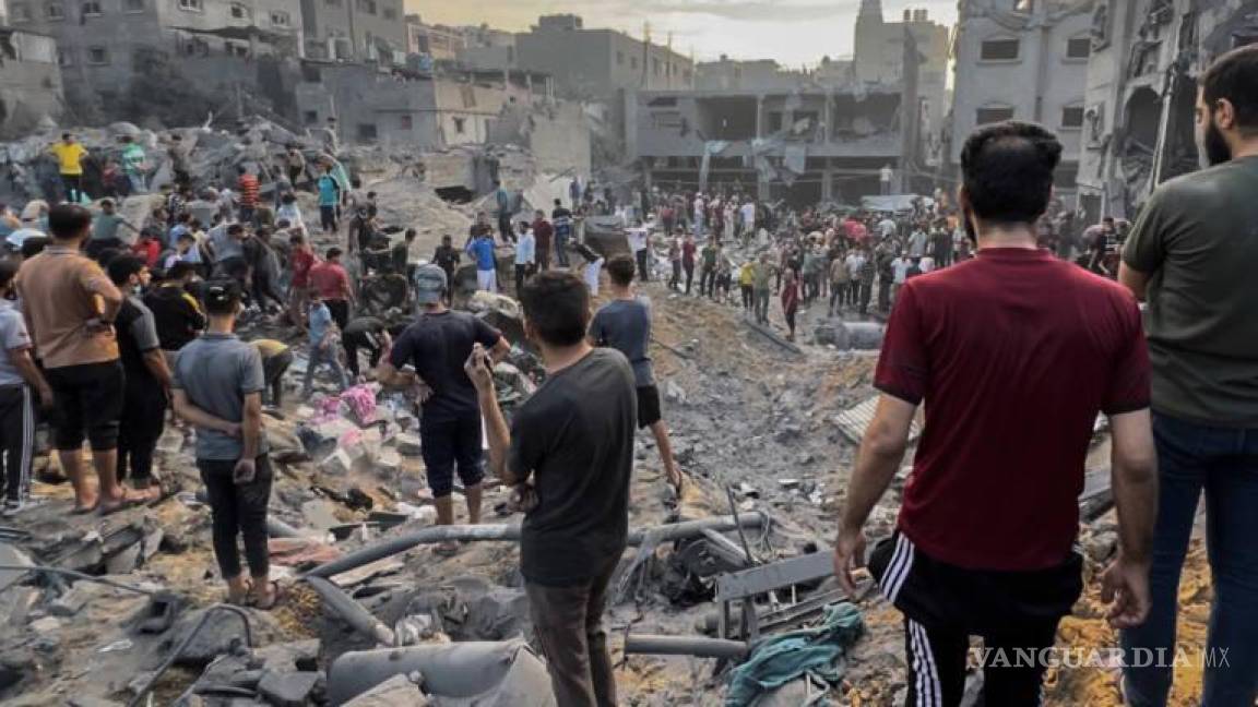 Ascienden a 9 mil 700 los muertos en Gaza tras ataque israelí a campo de refugiados