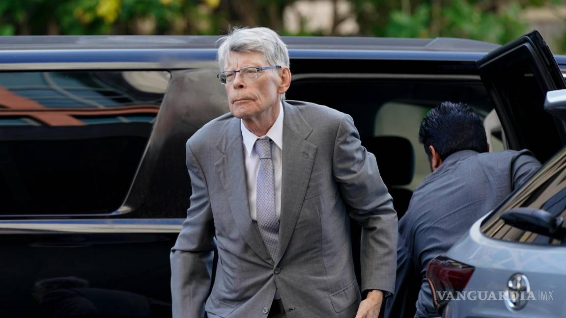 Stephen King declara en un juicio federal antimonopolio contra la fusión de grandes editoriales