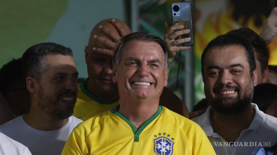 Acusa Policía de Brasil a Bolsonaro de falsificar datos de vacunación contra COVID