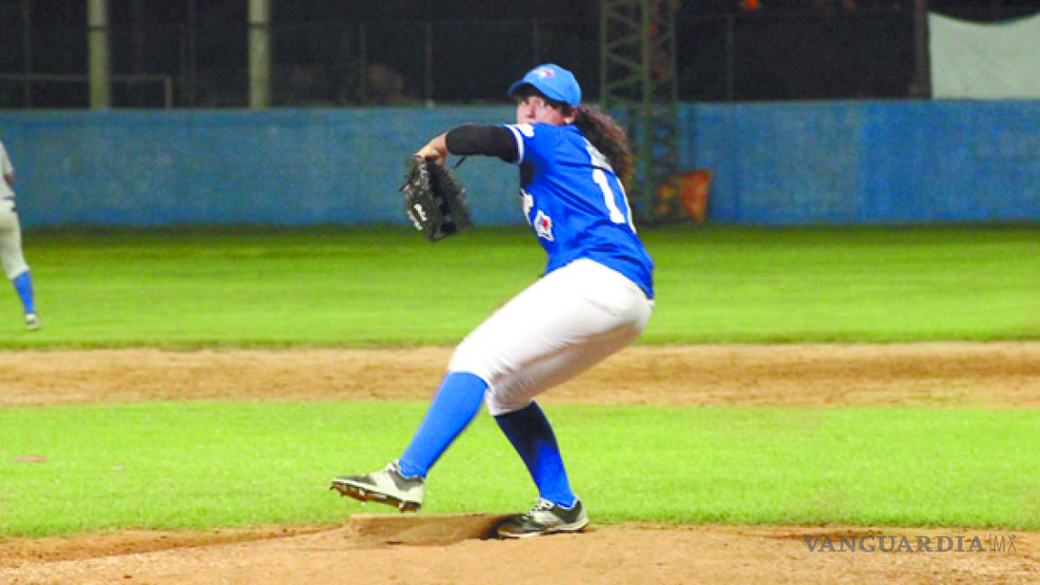 Rosi del Castillo, la primera mexicana que jugará beisbol profesional