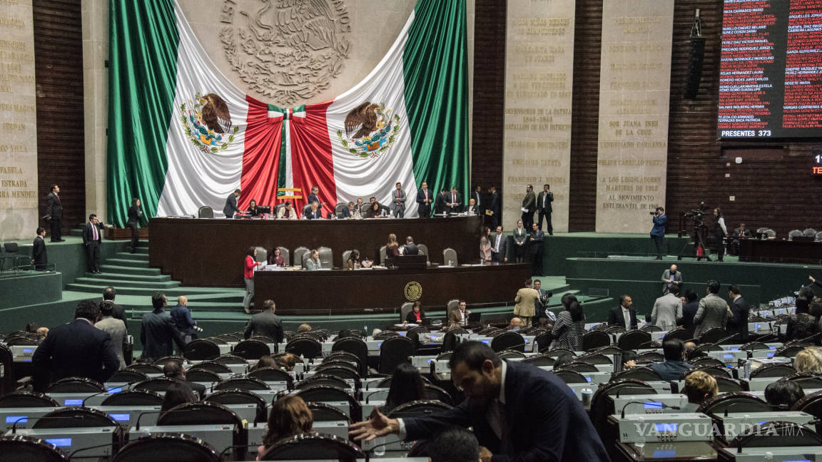 Andrés Manuel López Obrador rinde protesta como presidente constitucional de los Estados Unidos Mexicanos