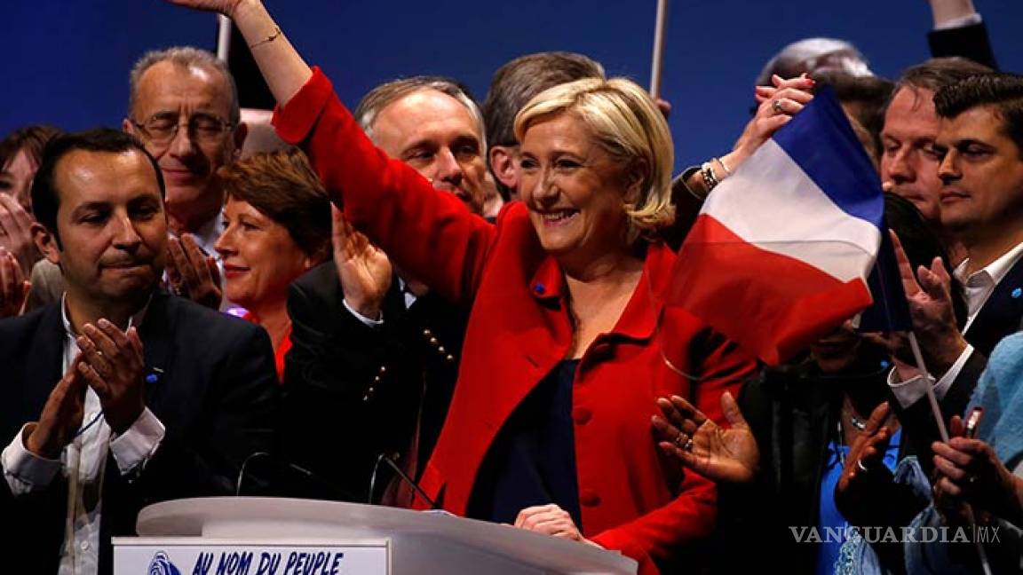 Marine Le Pen asegura que si gana la presidencia de Francia acabará con la UE