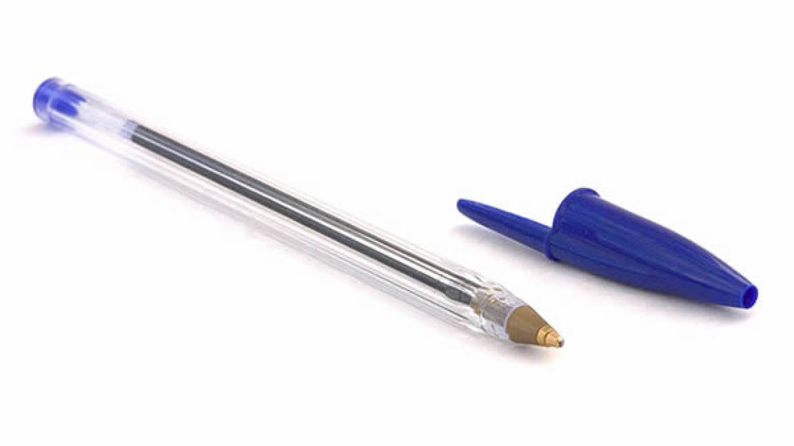 Resuelto el más grande misterio sobre el orificio de los bolígrafos plásticos