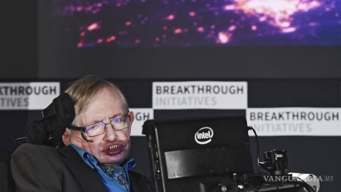Respalda Hawking megaproyecto para buscar vida extraterrestre