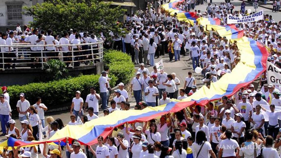 Sindicalizados de Colombia salen a la calle a pedir aumento salarial