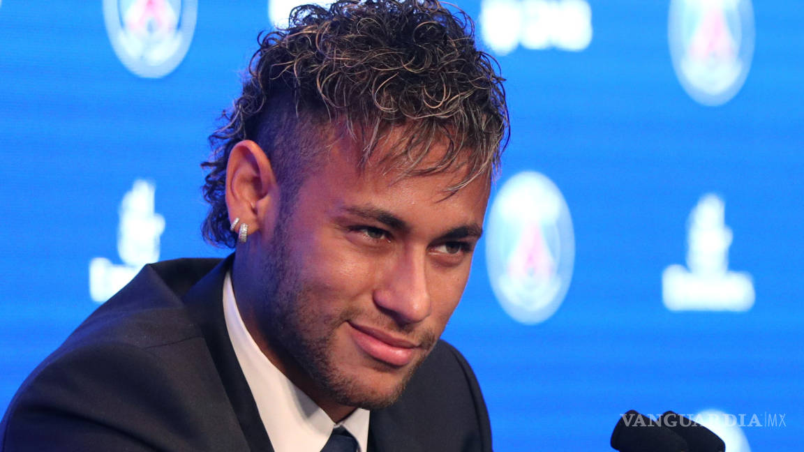 Neymar quiere demandar al Barcelona ante la FIFA