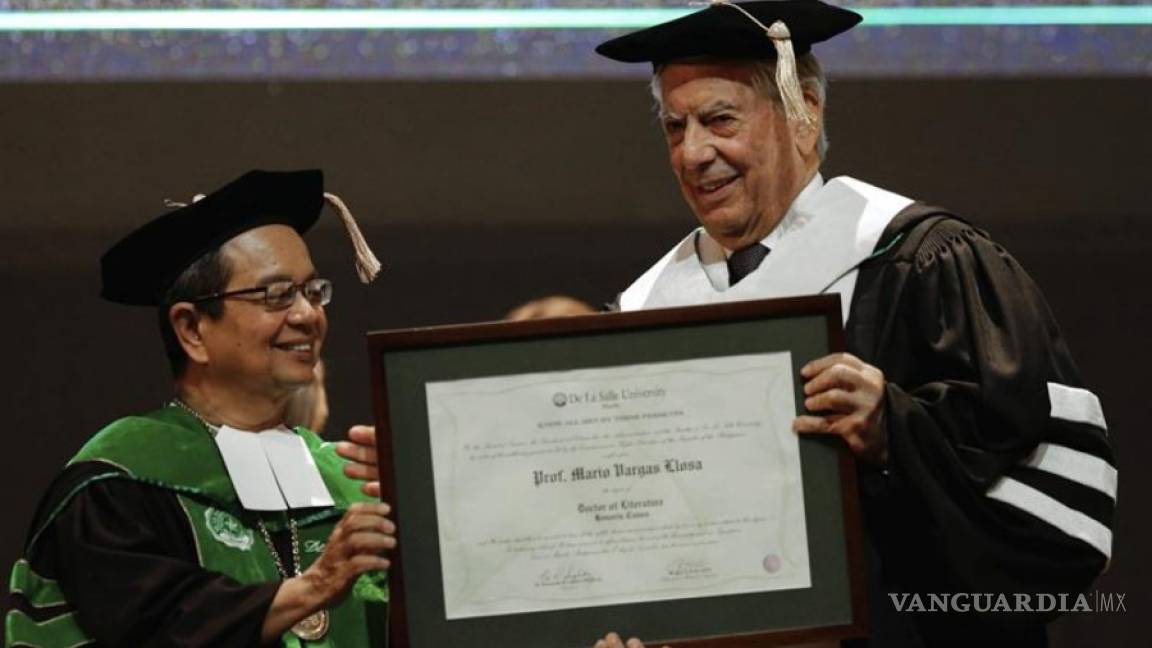 &quot;Leer es una forma de ser mejores ciudadanos”, dice Vargas Llosa