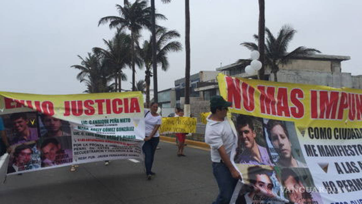 Marchan en Veracruz contra presuntos jóvenes violadores
